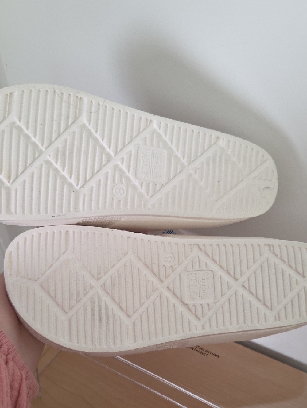 No Boundaries NWT White Double-Buckle Slide Sandals Size 8 - Picture 4 of 4
